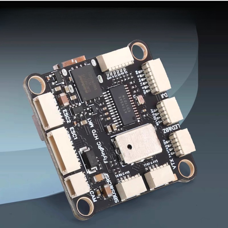 FlyingRC H7D H743 フライトコントローラー  - Fpv Drone Esc のレビューと価格